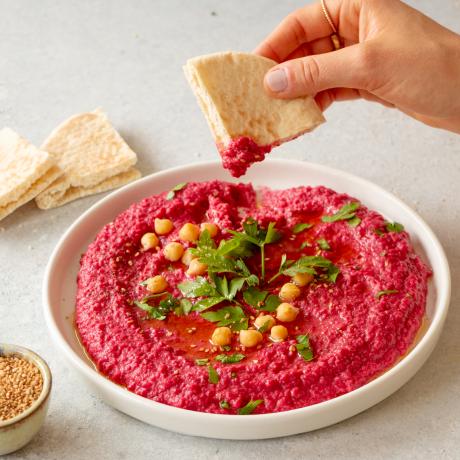 Rote Bete Hummus